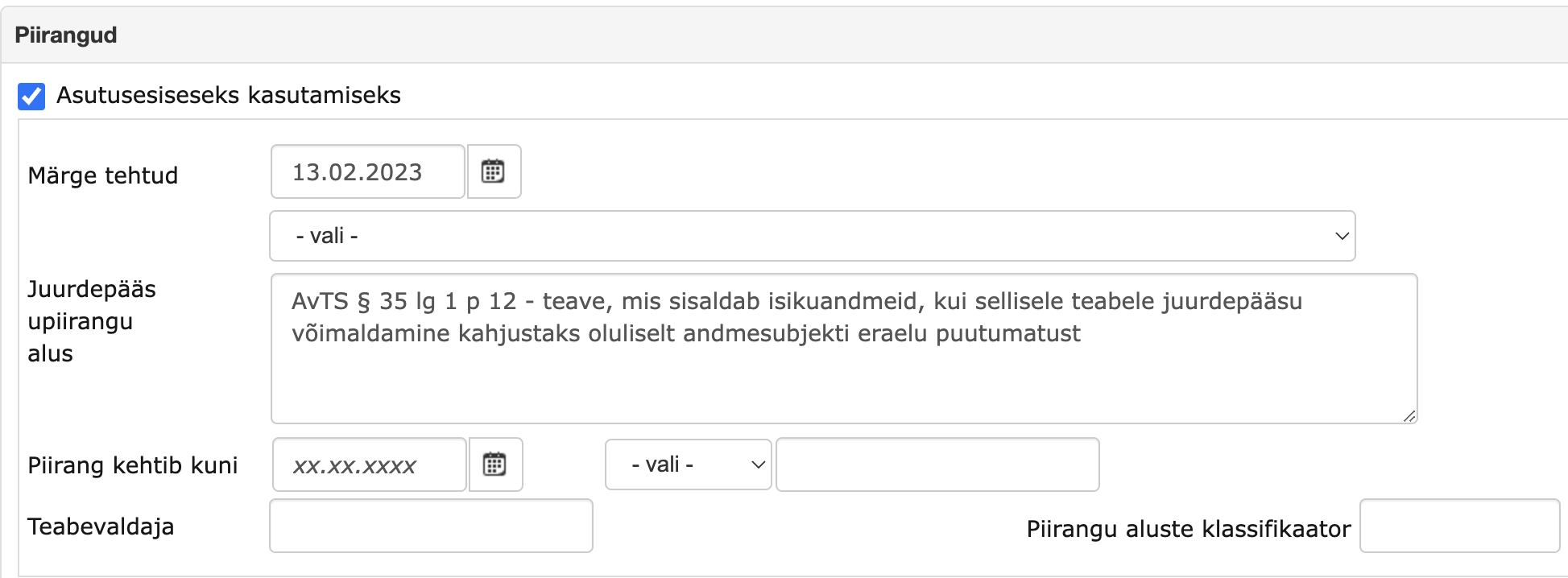 !Access restriction data present