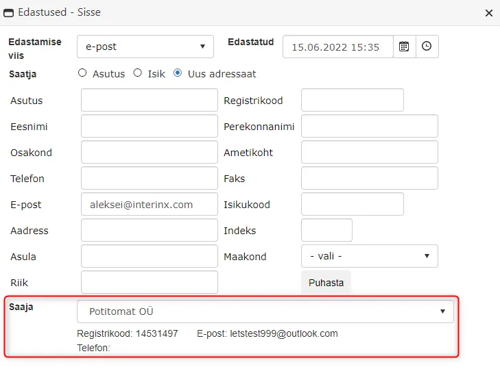 Saaja e-posti aadressi lisamine Edastused paneelis